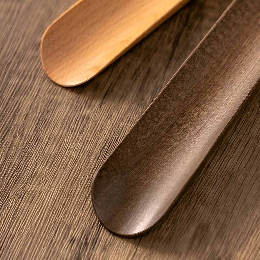 Shoemaker's Long Magnetic Wooden Spoon Helper