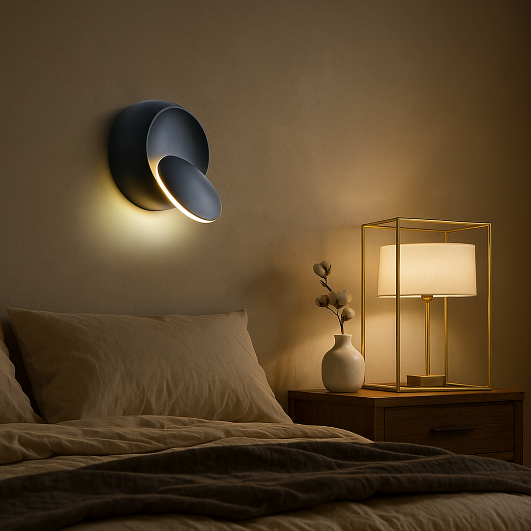 Rzeźbiarska Lampa Ścienna | Do Salonu