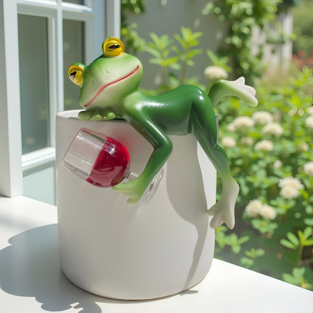 Decorative Garden Figurine Pot Frog