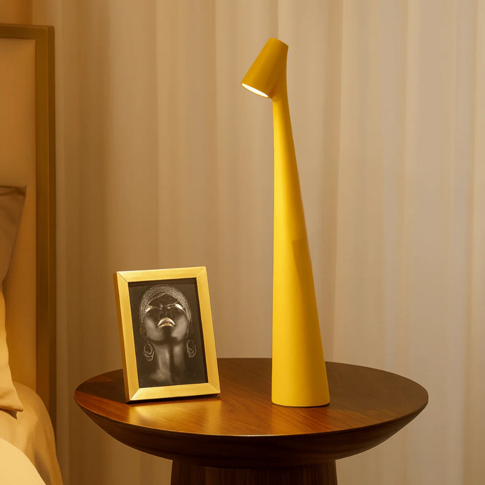 Wireless Metal LED Table Lamp