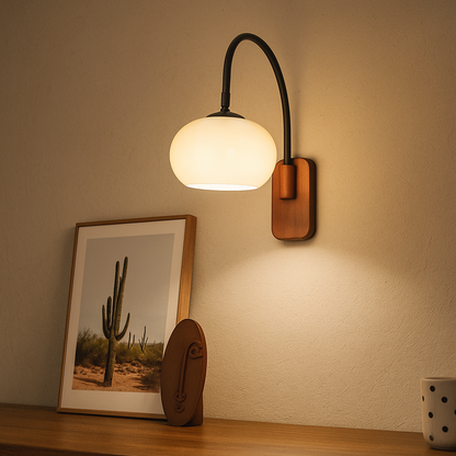 Skandynawska Obracana Szklana Lampa Ścienna | Bauhaus