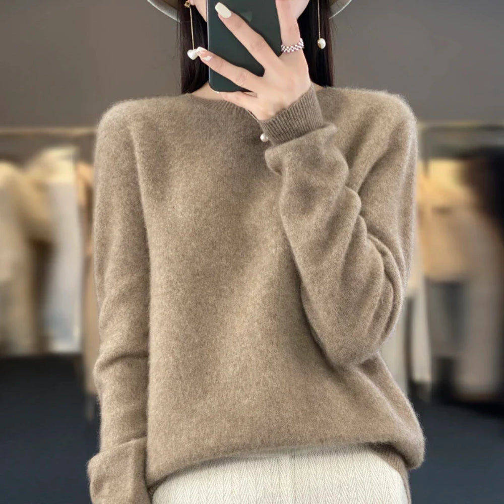Women's Sweater Classic Round Neck Solid Color